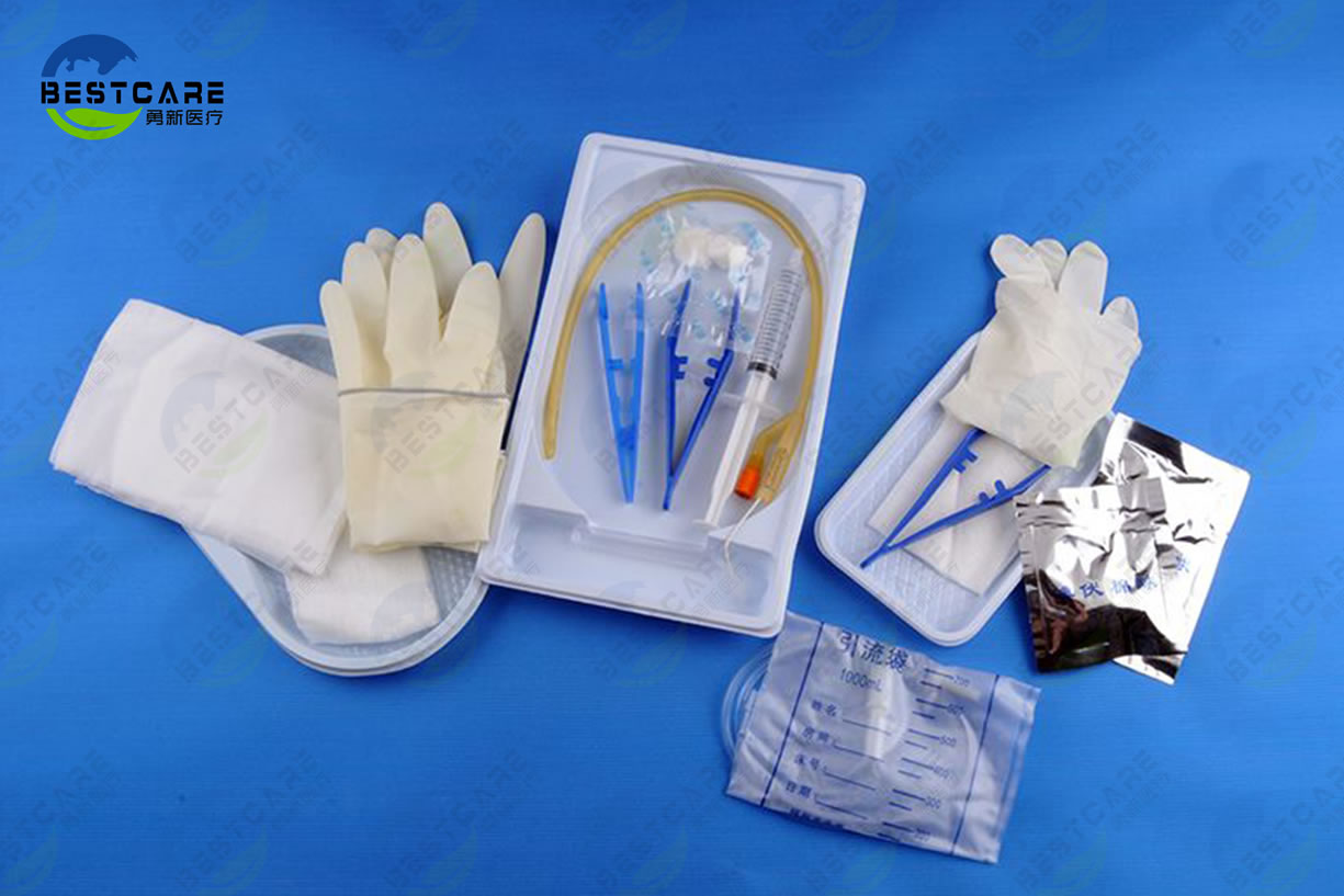 Disposable urethral catheter set